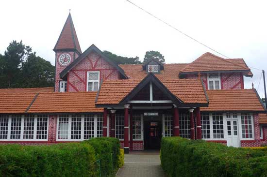 Nuwara Eliya Post office